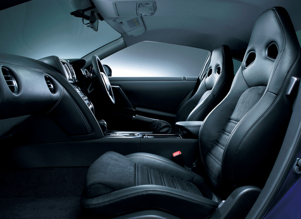The Black Edition gets two-tone leather The Black Edition gets two-tone leather