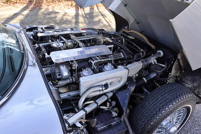 Jaguar E-Type V12 Jaguar E-Type V12