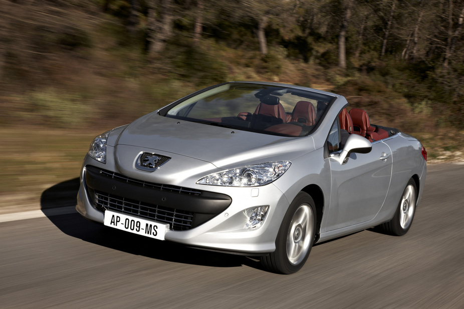 Peugeot 308 Sport 1 6 Hdi Fap 1 Photo And 53 Specs Autoviva Com