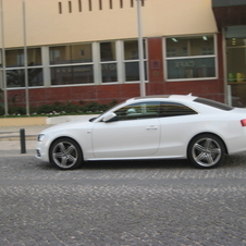 Audi S5 Sportback 3.0 FSI S tronic quattro Audi S5 Sportback 3.0 FSI S tronic quattro