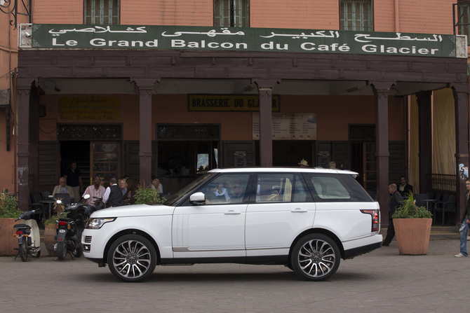 Land Rover Range Rover (modern) Gen.4 Land Rover Range Rover (modern) Gen.4