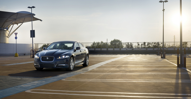 Jaguar XF 2.2 Diesel SE Jaguar XF 2.2 Diesel SE
