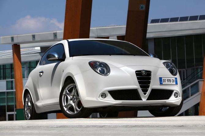 Alfa Romeo MiTo 1.4 Multiair 105cv Progression Alfa Romeo MiTo 1.4 Multiair 105cv Progression
