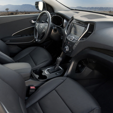 Hyundai Offering the Santa Fe in Short and Long Wheelbase Versions Hyundai Offering the Santa Fe in Short and Long Wheelbase Versions