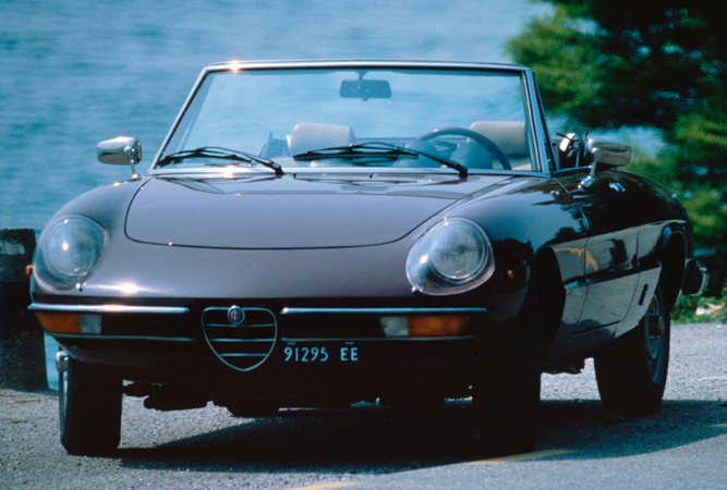 Alfa Romeo 1750 Spider Veloce Alfa Romeo 1750 Spider Veloce