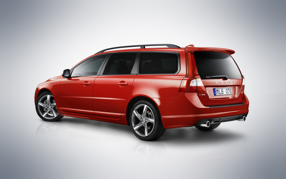 svinge vil beslutte Utallige Volvo V70 T5 Edition R Design Powershift Geartronic :: 1 photo and 59 specs  :: autoviva.com