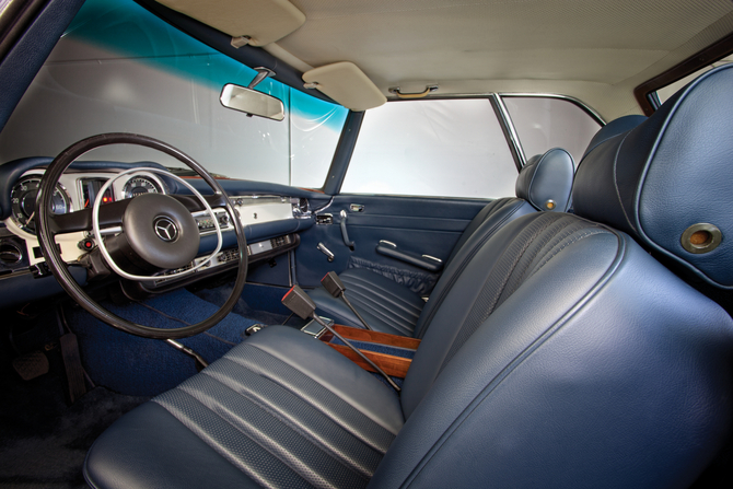 Mercedes-Benz 280 SL Automatic Mercedes-Benz 280 SL Automatic