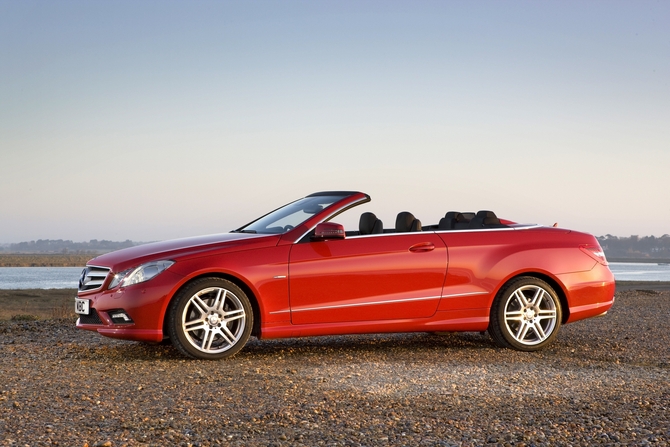 Mercedes-Benz E 250 CDI BlueEfficiency Cabriolet Elegance Mercedes-Benz E 250 CDI BlueEfficiency Cabriolet Elegance
