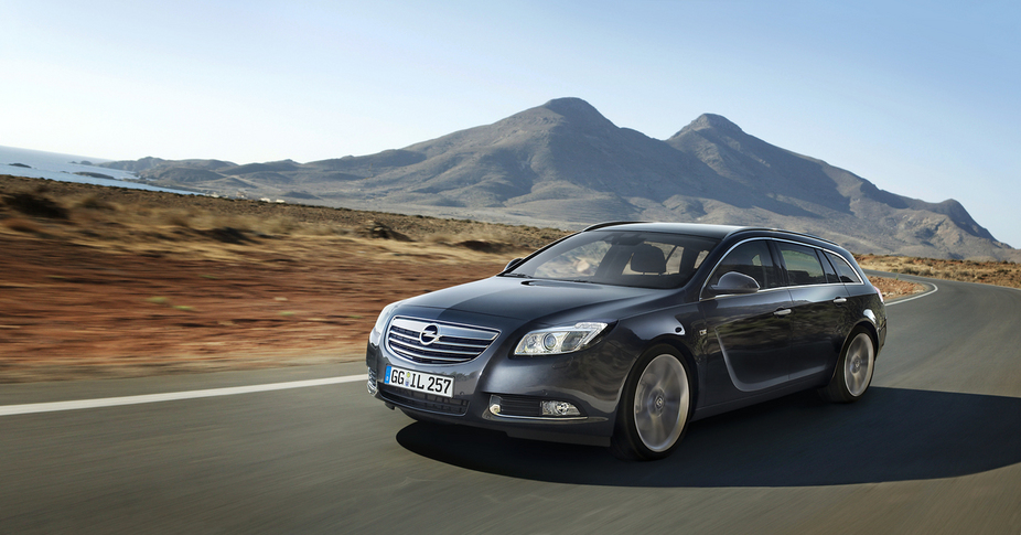 Opel Insignia Sports Tourer V6 2.8 Turbo Cosmo Adaptive 4x4