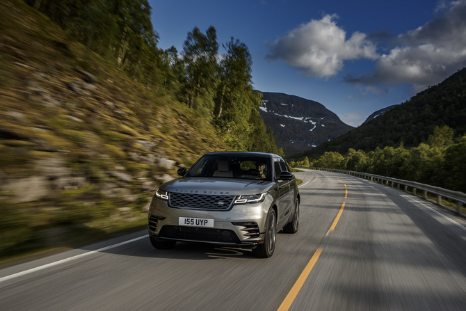 Land Rover LRange Rover Velar 3.0D 4WD Land Rover LRange Rover Velar 3.0D 4WD