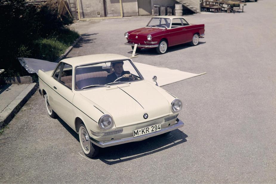Bmw 700