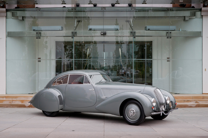 It mixes British luxury and French aerodynamics It mixes British luxury and French aerodynamics