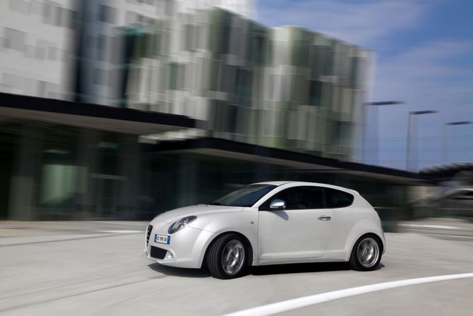 Alfa Romeo MiTo 1.4 Multiair Turbo 135cv Progression Alfa Romeo MiTo 1.4 Multiair Turbo 135cv Progression