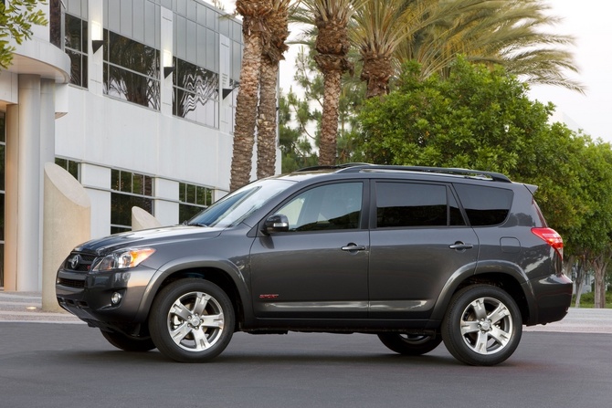 Toyota Rav4 Sport I4 4X2 Toyota Rav4 Sport I4 4X2