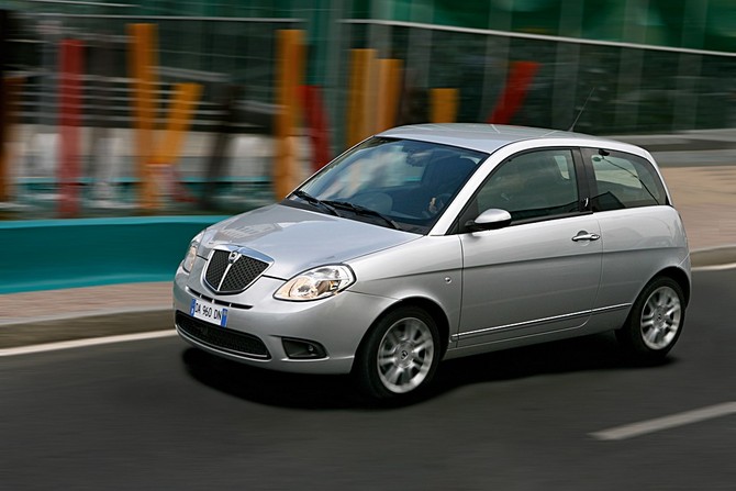 Lancia Ypsilon 1.3 JTD Oro 75cv Lancia Ypsilon 1.3 JTD Oro 75cv
