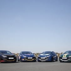 Renault Builds Special F1-Liveried Versions of Megane R.S Renault Builds Special F1-Liveried Versions of Megane R.S
