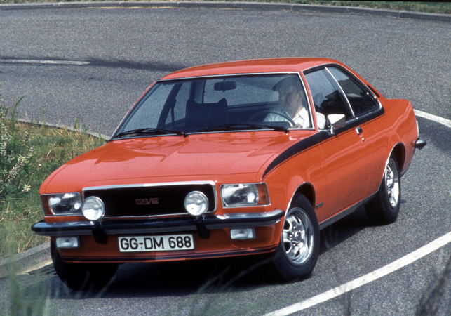 Opel Rekord D e Commodore B celebram 40 anos Opel Rekord D e Commodore B celebram 40 anos