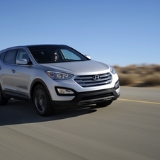 Hyundai Offering the Santa Fe in Short and Long Wheelbase Versions Hyundai Offering the Santa Fe in Short and Long Wheelbase Versions