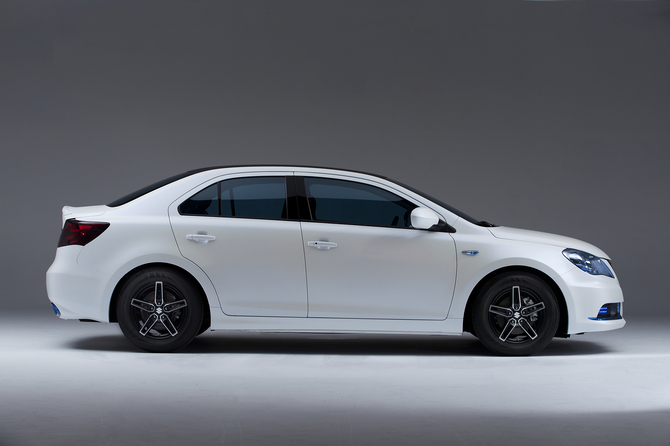 Suzuki Kizashi EcoCharge Suzuki Kizashi EcoCharge