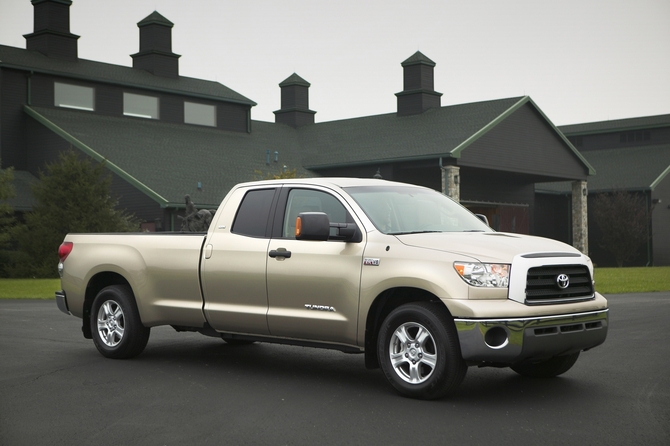 Toyota Tundra-Grade Double Cab 4X4 4.7L Toyota Tundra-Grade Double Cab 4X4 4.7L