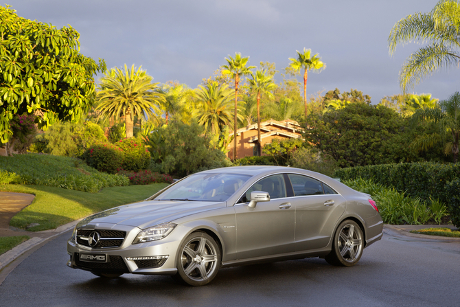 Mercedes-Benz CLS 63 AMG Mercedes-Benz CLS 63 AMG