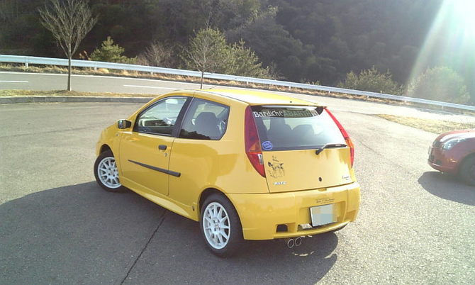 Fiat Punto HGT 18 16v share tell a friend share on facebook