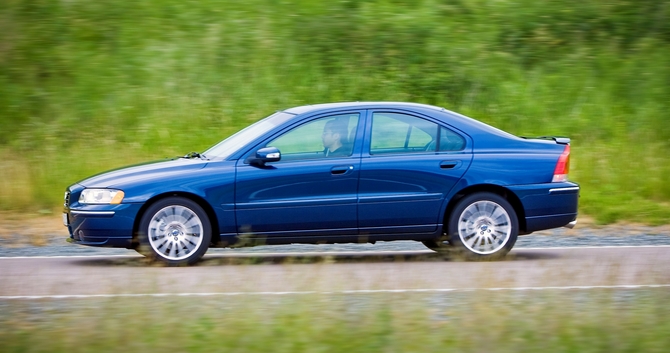 Volvo S60 2.0T Automatic Volvo S60 2.0T Automatic