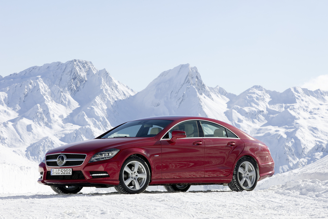 Mercedes-Benz CLS 550 4MATIC Mercedes-Benz CLS 550 4MATIC