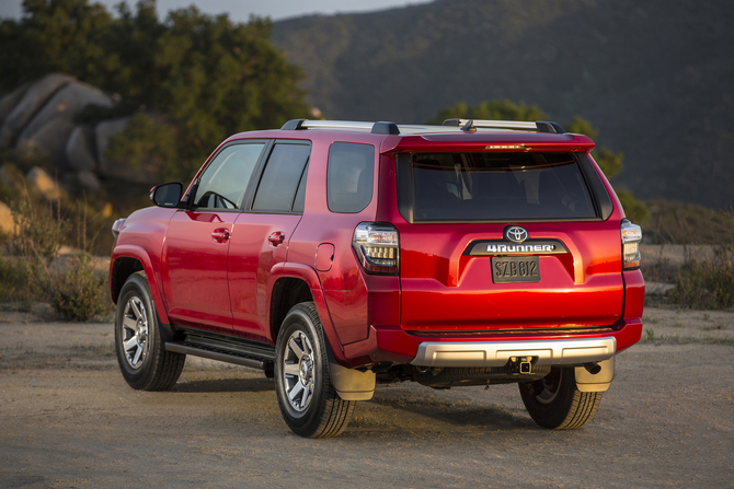 Toyota 4Runner Trail RWD Toyota 4Runner Trail RWD