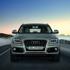 Audi Q5 Revised with Subtle Exterior Redesign and More Efficiency