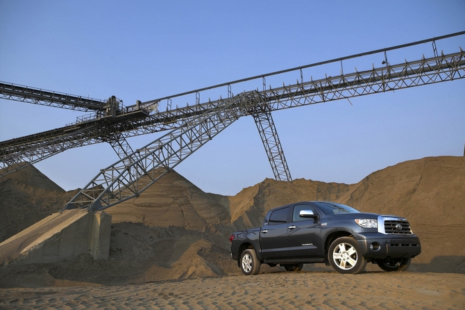 Toyota Tundra-Grade CrewMax 4X4 5.7L FFV Toyota Tundra-Grade CrewMax 4X4 5.7L FFV
