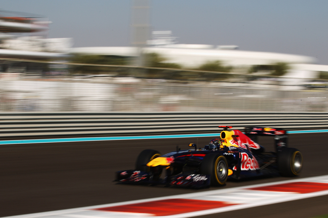 Vettel conquers 14th pole and equals Mansell record Vettel conquers 14th pole and equals Mansell record