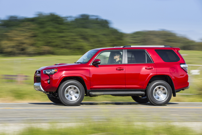Toyota 4Runner Trail RWD Toyota 4Runner Trail RWD