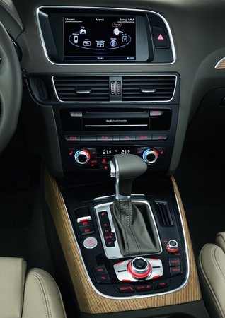 Consola central do novo Audi Q5 Consola central do novo Audi Q5