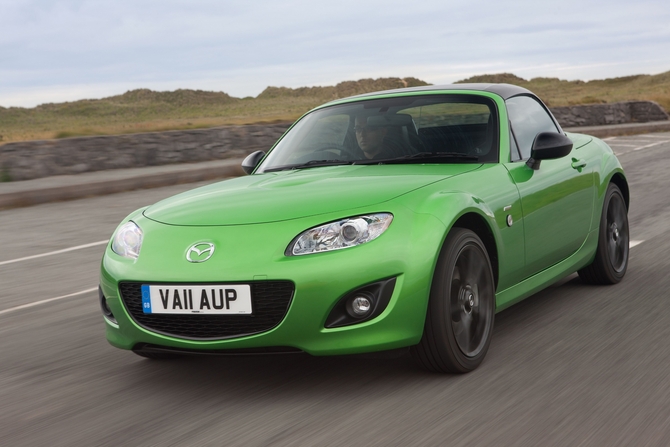 Mazda MX-5 Coupé Cabriolet 2.0i Sport Black Mazda MX-5 Coupé Cabriolet 2.0i Sport Black