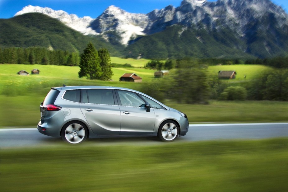 Opel will add its new 1.6 CDTI diesel to the Zafira Tourer at the Geneva Motor Show