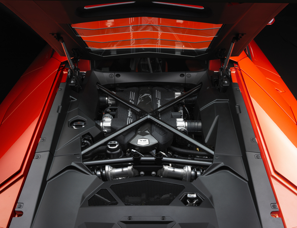 Lamborghini Aventador LP 700-4 Lamborghini Aventador LP 700-4