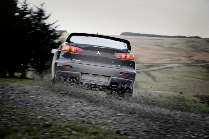 Mitsubishi Evo Saloon 2.0T FQ-300 GSR Mitsubishi Evo Saloon 2.0T FQ-300 GSR
