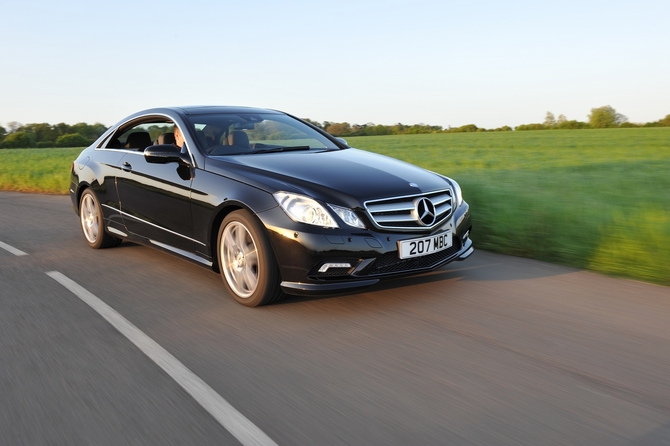 Mercedes-Benz E 500 Coupé Avantgarde Mercedes-Benz E 500 Coupé Avantgarde