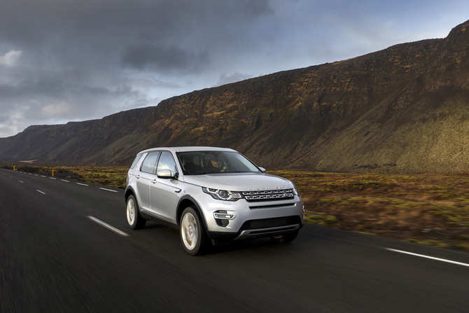 Land Rover Discovery Sport 2.0 eD4 4x2 SE Land Rover Discovery Sport 2.0 eD4 4x2 SE