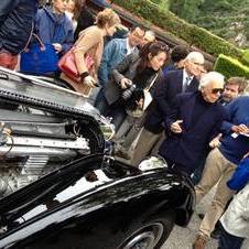 Ralph Laurens 1938 Bugatti 57SC Atlantic gewinnt in beim Villa d'Este 