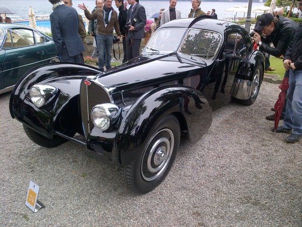 Ralph Laurens 1938 Bugatti 57SC Atlantic gewinnt in beim Villa d'Este Ralph Laurens 1938 Bugatti 57SC Atlantic gewinnt in beim Villa d'Este