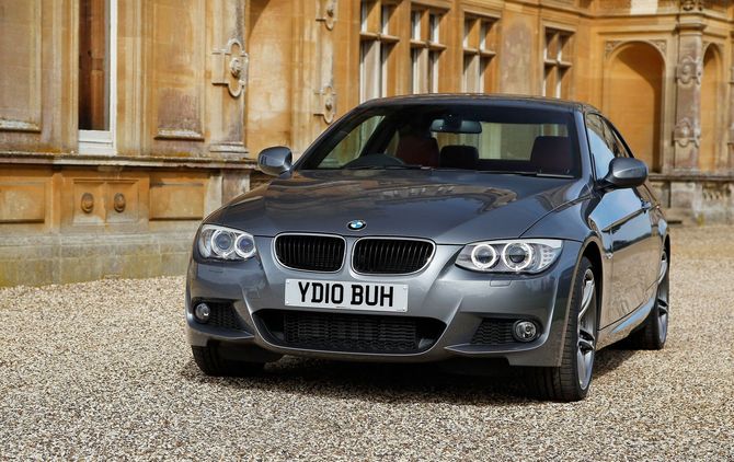 BMW 330i Coupe M Sport BMW 330i Coupe M Sport