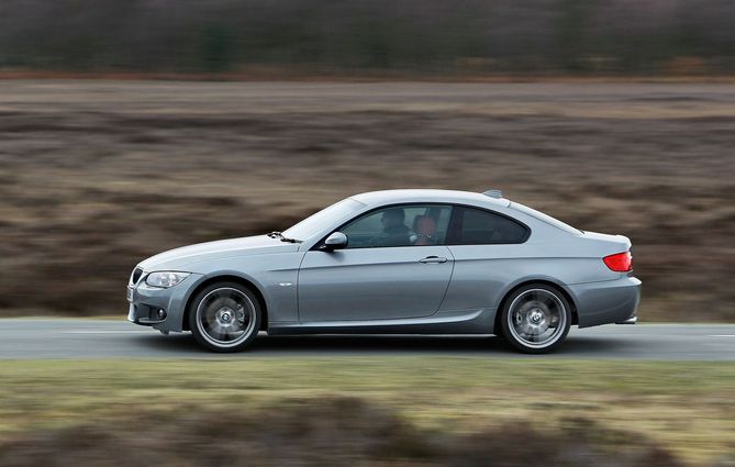 BMW 325i Coupe SE BMW 325i Coupe SE