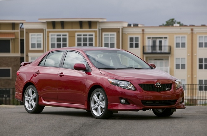 Toyota Corolla XRS 5-Spd AT Toyota Corolla XRS 5-Spd AT