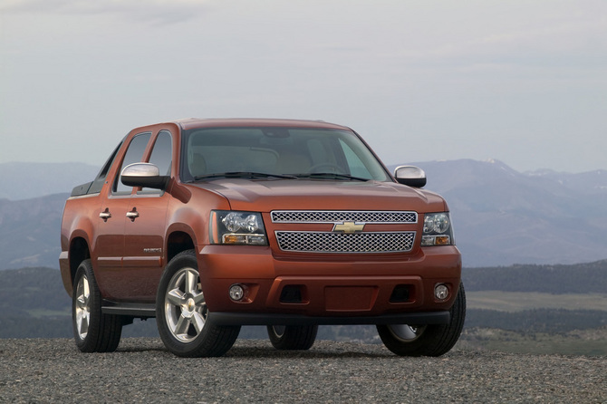Chevrolet Avalanche LS 2WD Chevrolet Avalanche LS 2WD