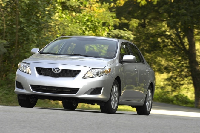 Toyota Corolla XLE 4-Spd AT Toyota Corolla XLE 4-Spd AT