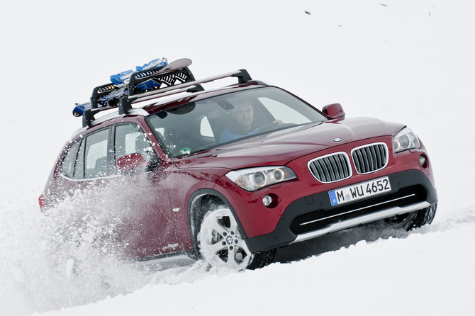 BMW X1 xDrive28i debuts new engine generation BMW X1 xDrive28i debuts new engine generation