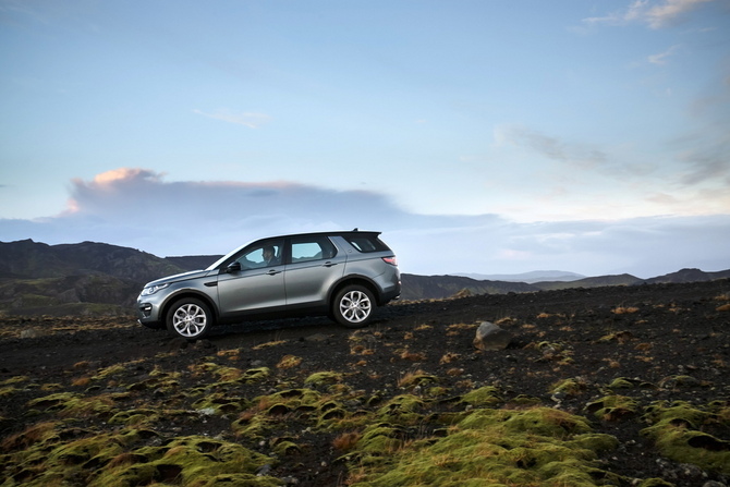 Land Rover Discovery Sport 2.0 TD4 4x4 Pure Land Rover Discovery Sport 2.0 TD4 4x4 Pure