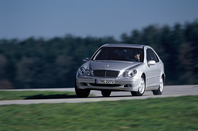 Mercedes-Benz C 200 Kompressor Mercedes-Benz C 200 Kompressor